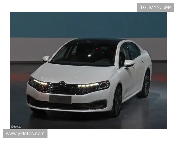 18.99万起，车长接近五米，做工用料甩迈腾三条街，实拍雪铁龙C6